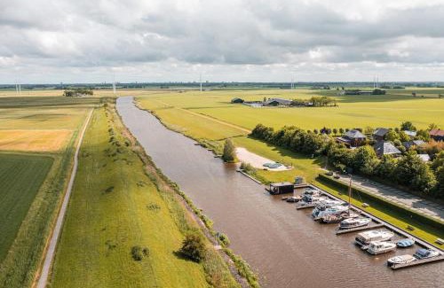 Garnwerd Boat Rental | Tiny Boat House #4