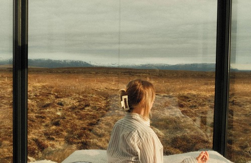 Selfoss Cabin | Tiny Glass Lodge