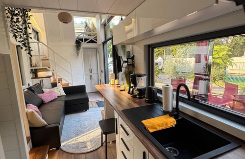 Plaue House | Tiny House Queen Dream with Private Terrace, Private Garden and Wi-Fi