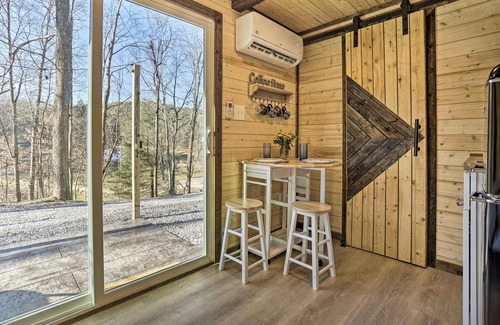 Loudonville Apartment | Tiny Home w/Hot Tub By Mohican State Park!