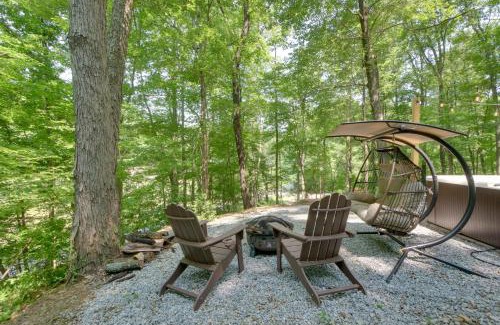 Loudonville Apartment | Tiny Home with Hot Tub By Mohican State Park!