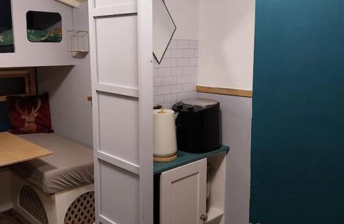 Mapperley Apartment | Tiny home - with private shower room in separate outbuilding