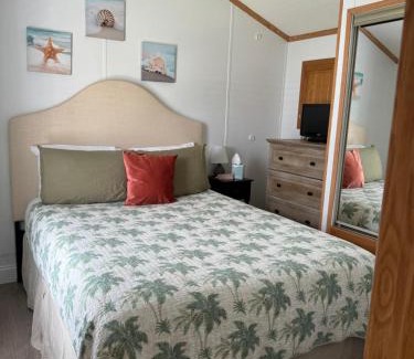 North Fort Myers Resort | Tiny House in RV Resort