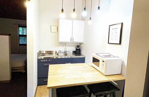 Sauble Beach Cottage | Tiny Luxury Cottage 2