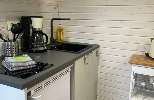 Belau Apartment | Tinyhouse Igloo Arwen on Lake Belau