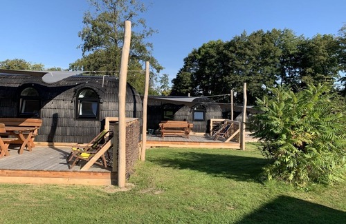 Belau Apartment | Tinyhouse Igloo Arwen on Lake Belau