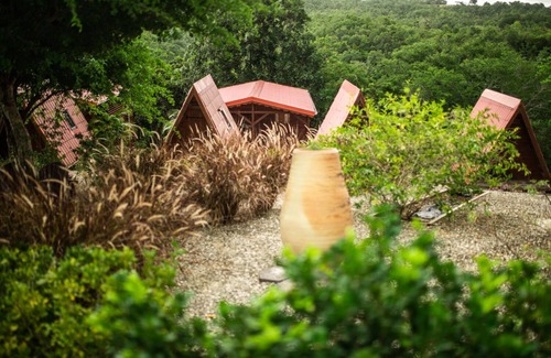 Saint-Louis Cabin | Tipi Gomyé Wouj 6