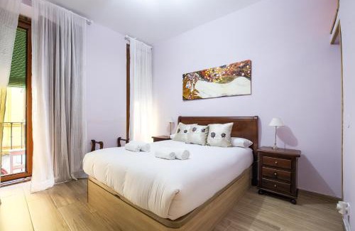Embajadores Apartment | Tirso de Molina I - 3 dormitorios, 2 baños