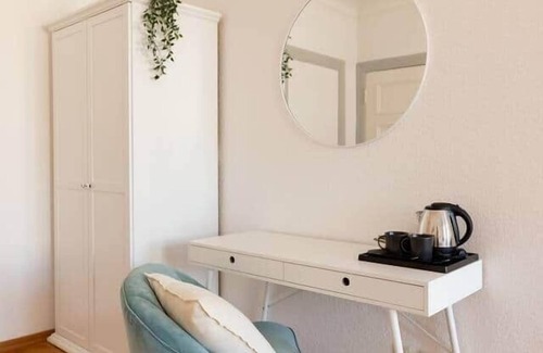 Stendal House | To complete