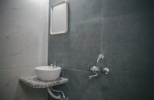 Nagaon Hotel | To explore beautiful beaches of Alibag, we suggest you stay with us at Hotel.