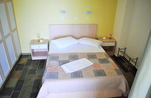 Lefkogeia Apartment | To Livadi