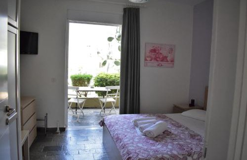 Lefkogeia Apartment | To Livadi