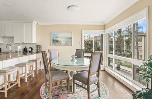 La Jolla Condo | Toast to the Coast by Gather | Oceanfront La Jolla Retreat