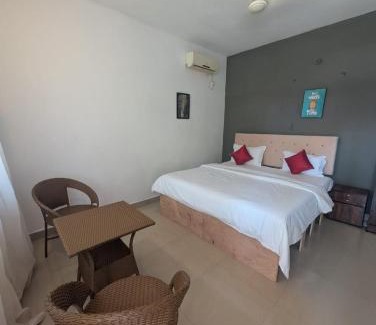 Arambol Hotel | Toby's Bar & Cafe