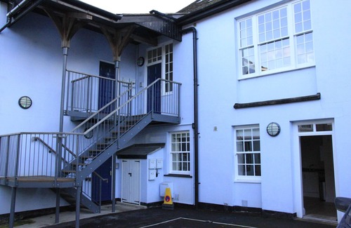 Shaftesbury Apartment | Tobys Court - ground floor apartment with private parking