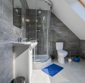 Zator House | Toffee House