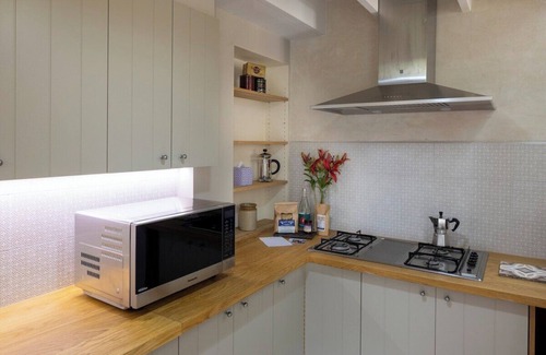 Kyneton House | TOM'S COTTAGE ON PIPER STREET