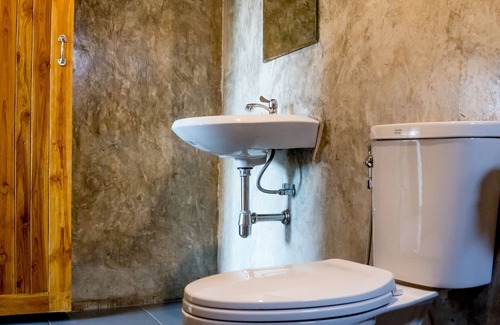 Fang Hotel | Tonfang Hotel