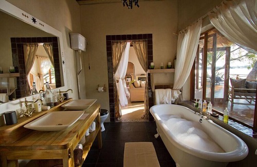 Simonga Cabin | Tongabezi Lodge