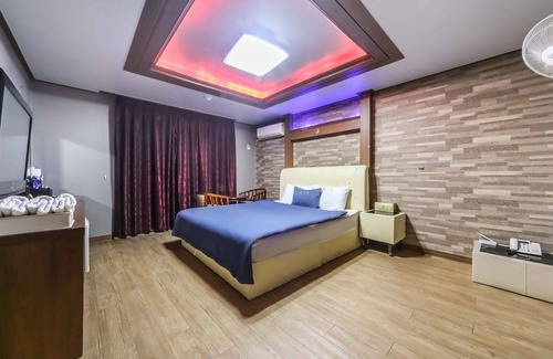 Tongyeong Hotel | Tongyeong v