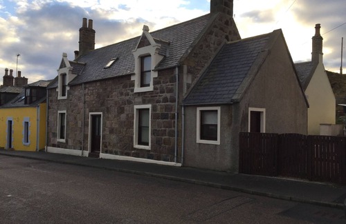 Buckie House | Tooies Hoose a Beautifull Traditional Cottage