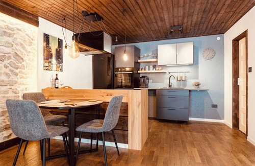 Old Town Apartment | Toompea Castle Hideaway