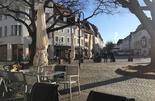 Sankt Arnual Apartment | Top apartment - perfect location - 1.7 km to the city, 300 m bus, Saarufer, underground car park