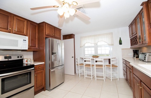 Southampton House | Top Bermuda Views - Luxury Private Home