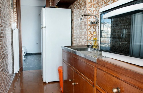 New Kypseli House | Top floor studio with terrace