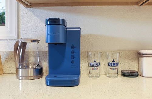 Clairemont House | Top Gun themed 3-bedroom house centrally located in San Diego