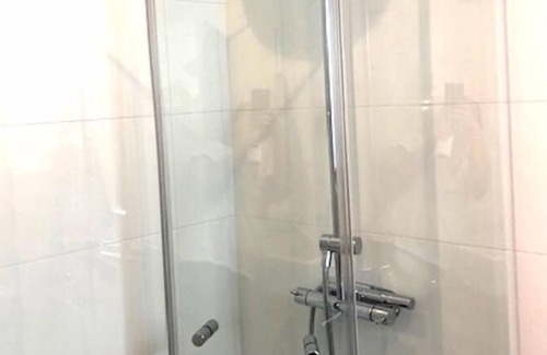 Taby House | Top modern house with pool 10 min from Stockholm City