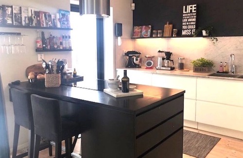 Taby House | Top modern house with pool 10 min from Stockholm City