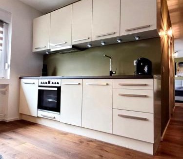 Vallendar Apartment | Top Modernes Rhein Apartment Vallendar mit Balkon