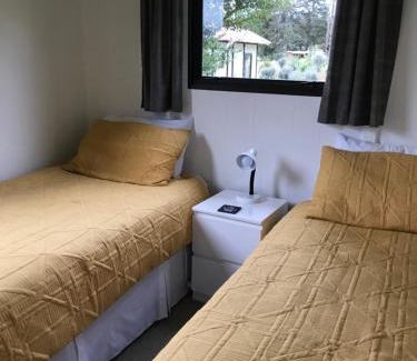 St. Arnaud Ski Chalet | Tophouse Mountainview Cottages