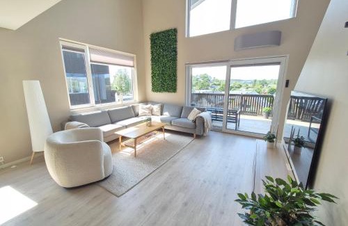 Ny Hellesund Apartment | Toppleilighet i Søgne med innendørs basseng