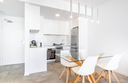 Cala Apartment | Torre Sakura 9-B Apartment Poniente Beach