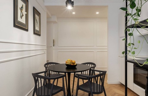 Rione XVI Ludovisi Apartment | Toscana 2 - FromHometoRome