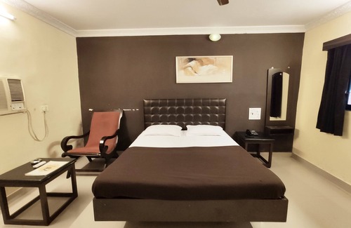 Gorai Hotel | Tourist Resort