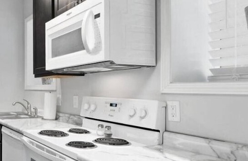 Tower Grove East Apartment | Tower Grove Twins 1BD