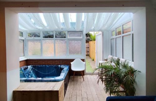 Shadwell House | Tower Hill Property