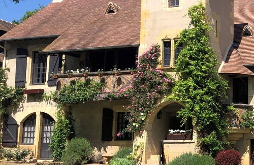 Apremont-sur-Allier House | Tower House