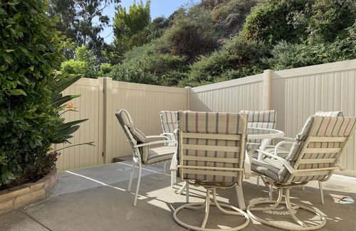 Lincoln Acres House | Townhouse 3BR for 6, Pool, SPA, Tenis Walk to Plaza Bonita Mall 15Min Downtown