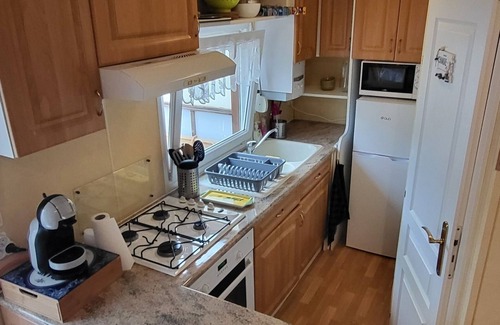 Ardres House | Très Bien Situé le Mobil Home se Trouve à Proximité du lac Dardres