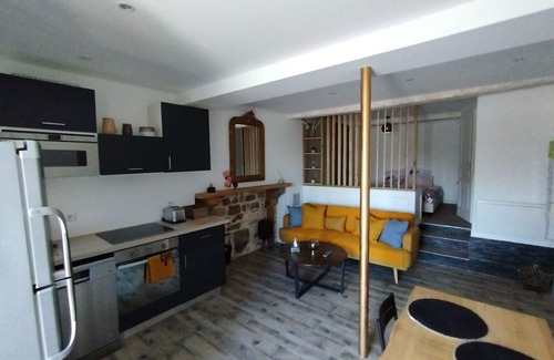 Trevoux Apartment | Trévoux: Loft Ravissant Avec Terrasse