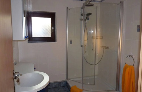 Hildesheim District Apartment | Trade fair guests, Harz visitors, State Garden Show Bad Gandersheim 2023