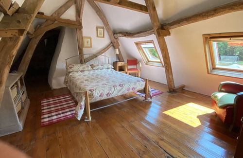 Tortefontaine Other | Traditional farmhouse in pretty rural setting