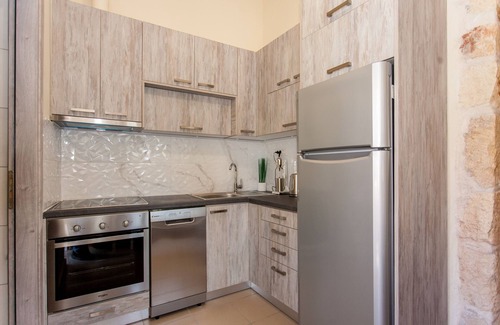 Halepa House | Traditional Home