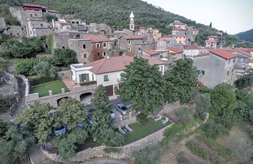 Castelbianco Apartment | Traditional house in the countryside at 20 km from Alassio