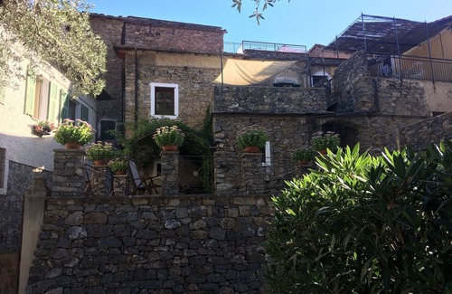 Castelbianco Apartment | Traditional house in the countryside at 20 km from Alassio