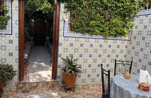 Cite Charaf House | Traditional Moroccan house in downtown Agadir, a Berber paradise.